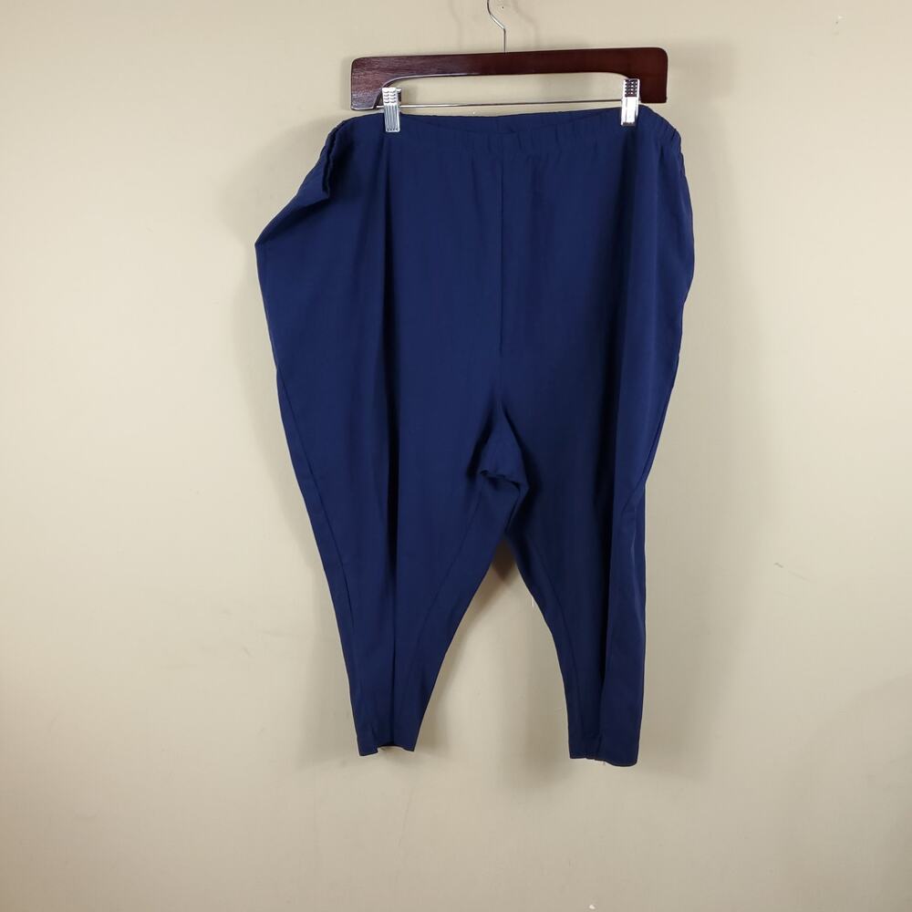 Woman Within Blue Pull-on Capri Pants Size 30/32